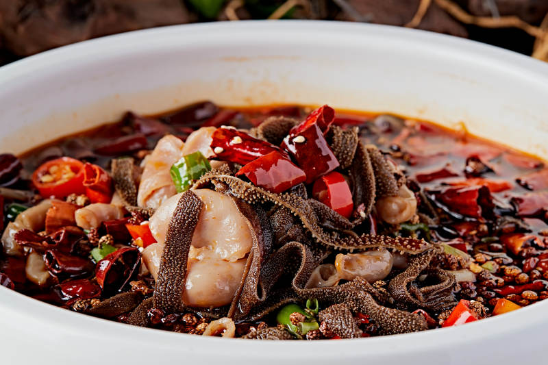 香辣肥肠水煮毛肚图片