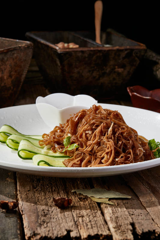 蘸汁卤味毛肚丝图片