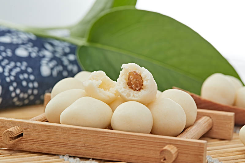 浓香甜美滋味浓郁的蒙族牛奶制品特写图片