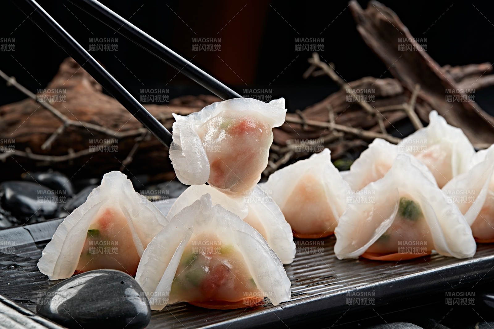 港式水晶虾饺图片