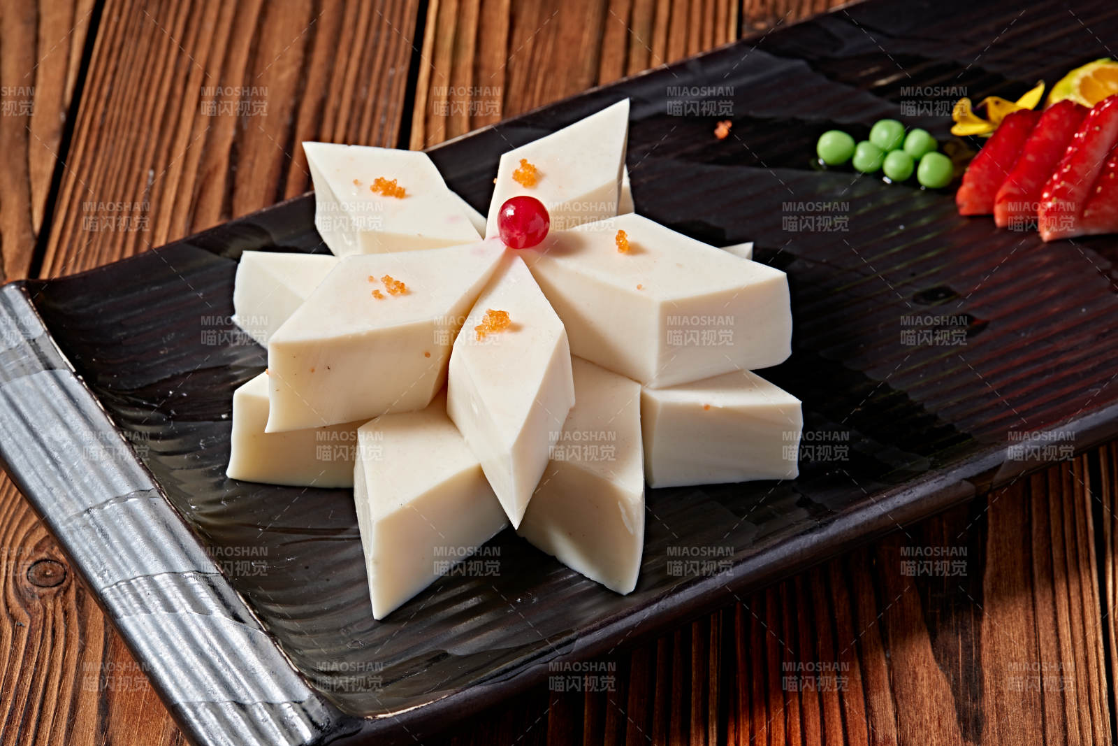 小吃甜品椰奶糕图片