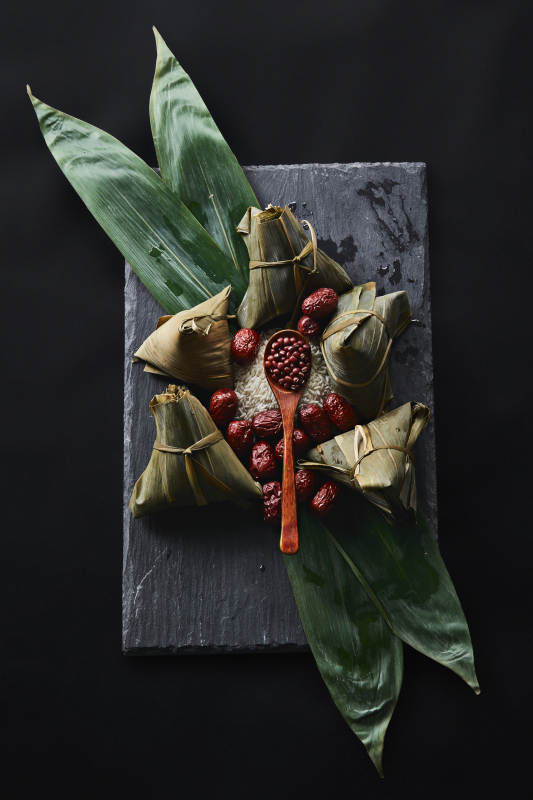 端午节的粽子和原材料图片