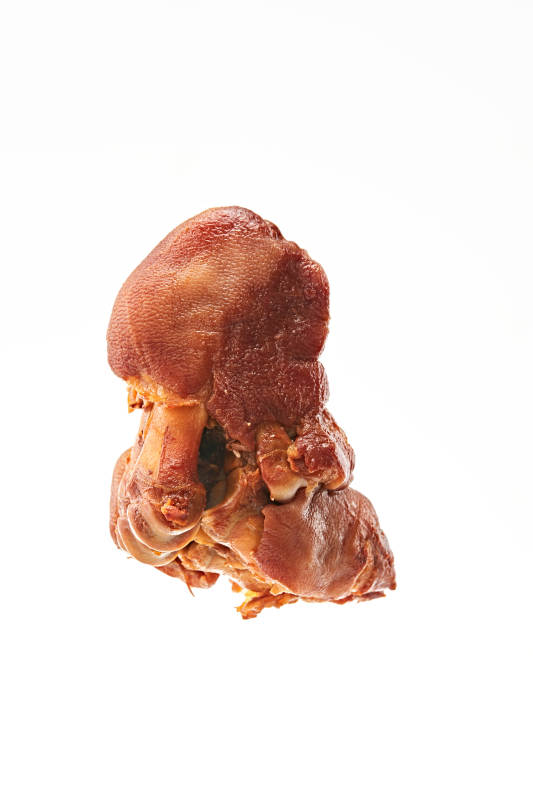 美味熏酱猪蹄图片