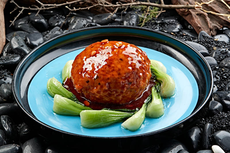 沧州名菜红烧铁狮子头图片