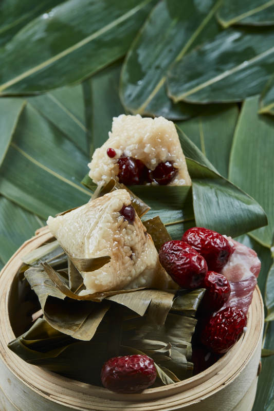 端午节的粽子和原材料图片