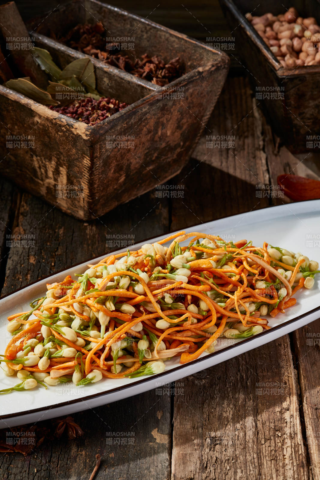 茉莉花拌虫草花图片