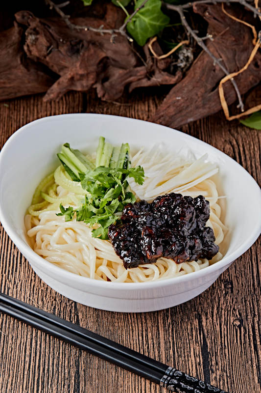 老北京肉丁炸酱面图片