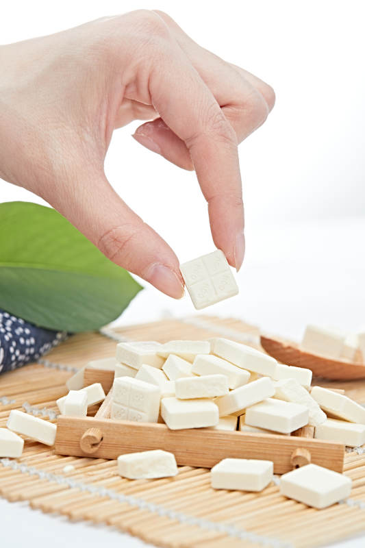 浓香甜美滋味浓郁的蒙族牛奶制品特写图片