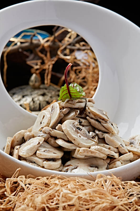 炝拌塞外白口蘑图片