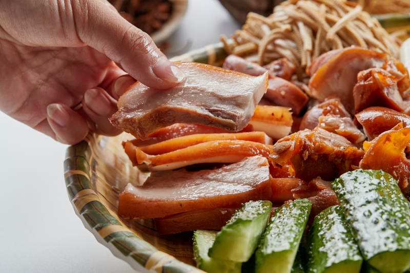 竹制笸箩装的农家大丰收图片