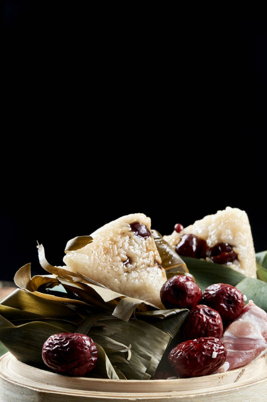 端午节的粽子和原材料图片