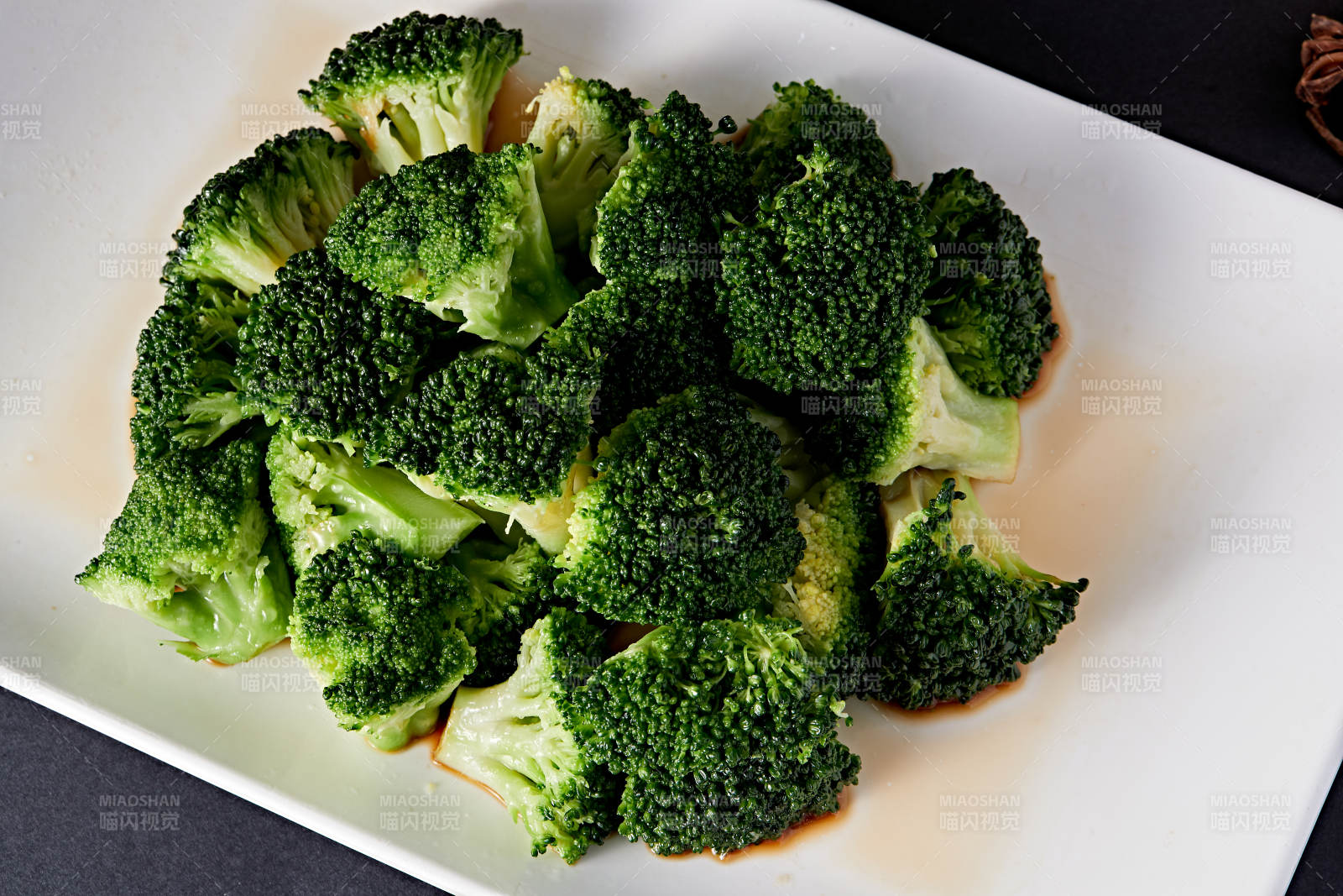 白灼西蓝花图片