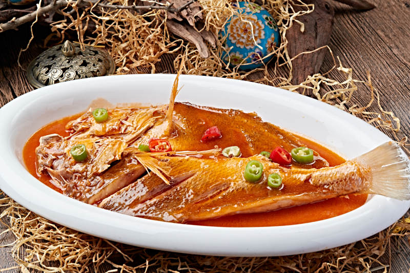 黄焖浇汁海黄鱼图片