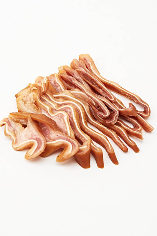 熟食整只熏卤猪耳朵图片