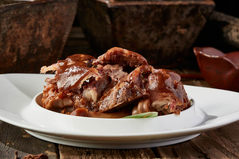 手撕卤猪蹄图片