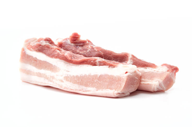 检疫合格的屠宰生鲜猪肉图片