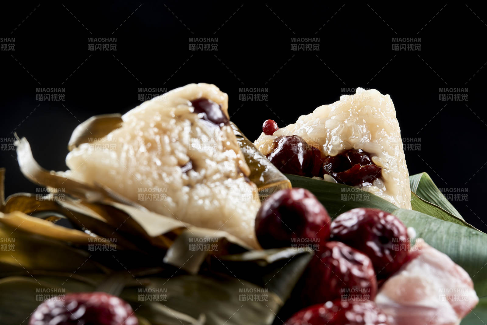 端午节的粽子和原材料图片