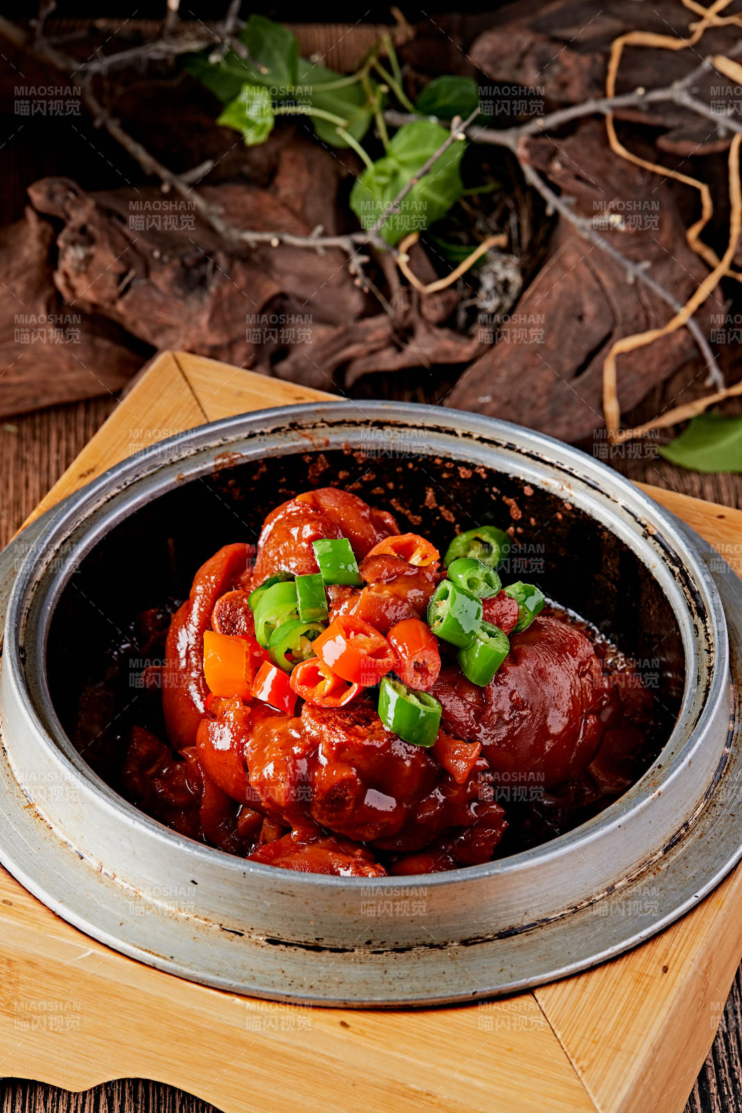 红烧酱猪蹄图片