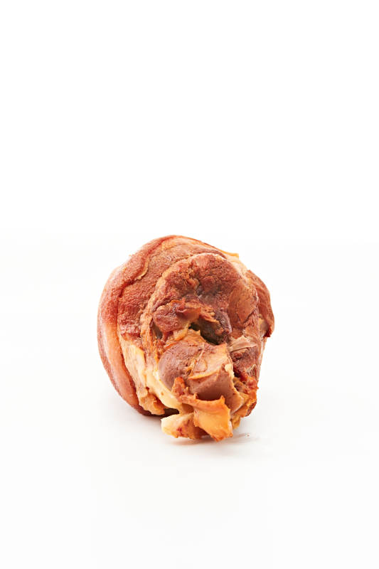 烟熏小香猪肘子图片