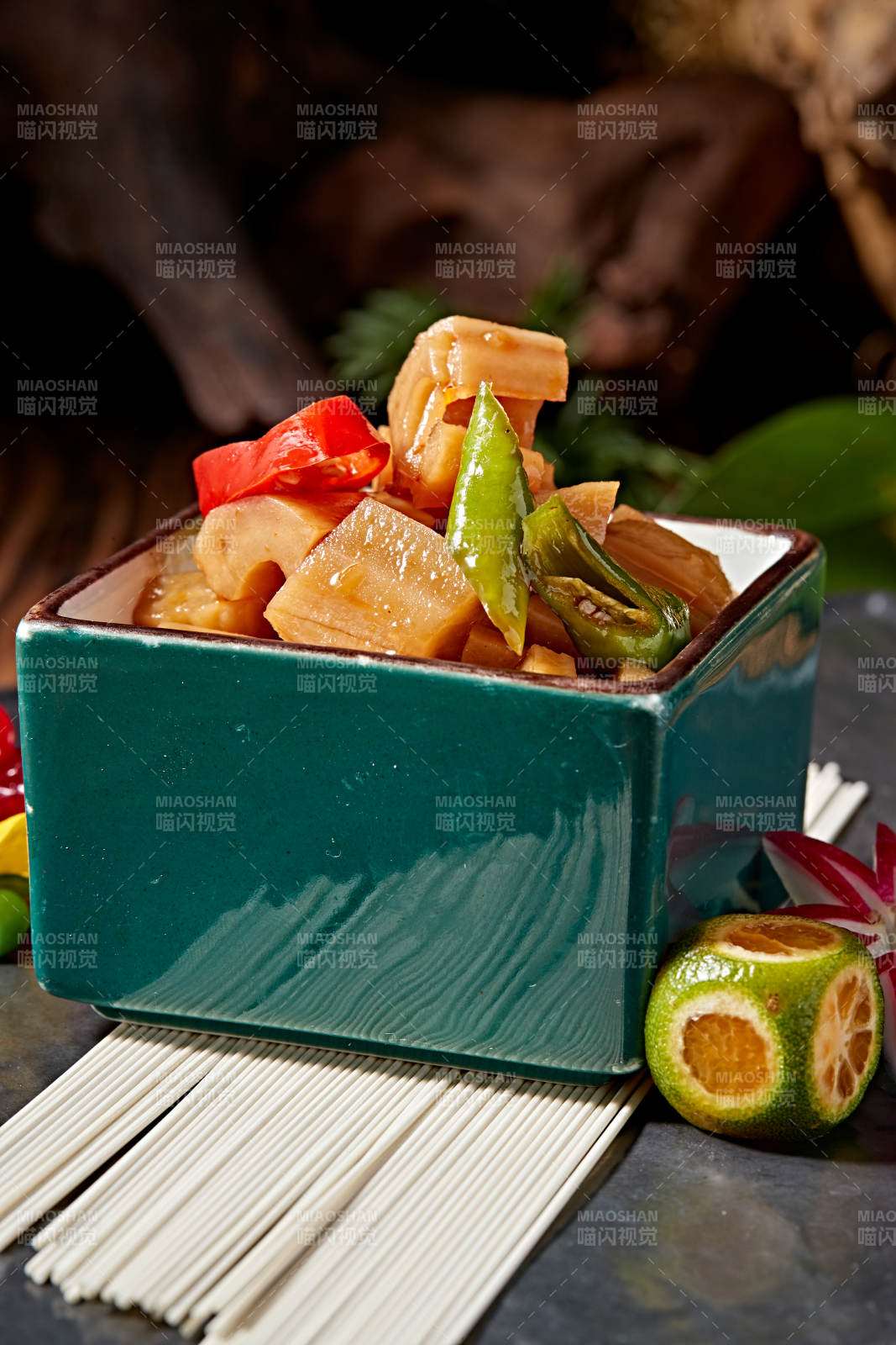 小菜凉菜酸辣藕块图片