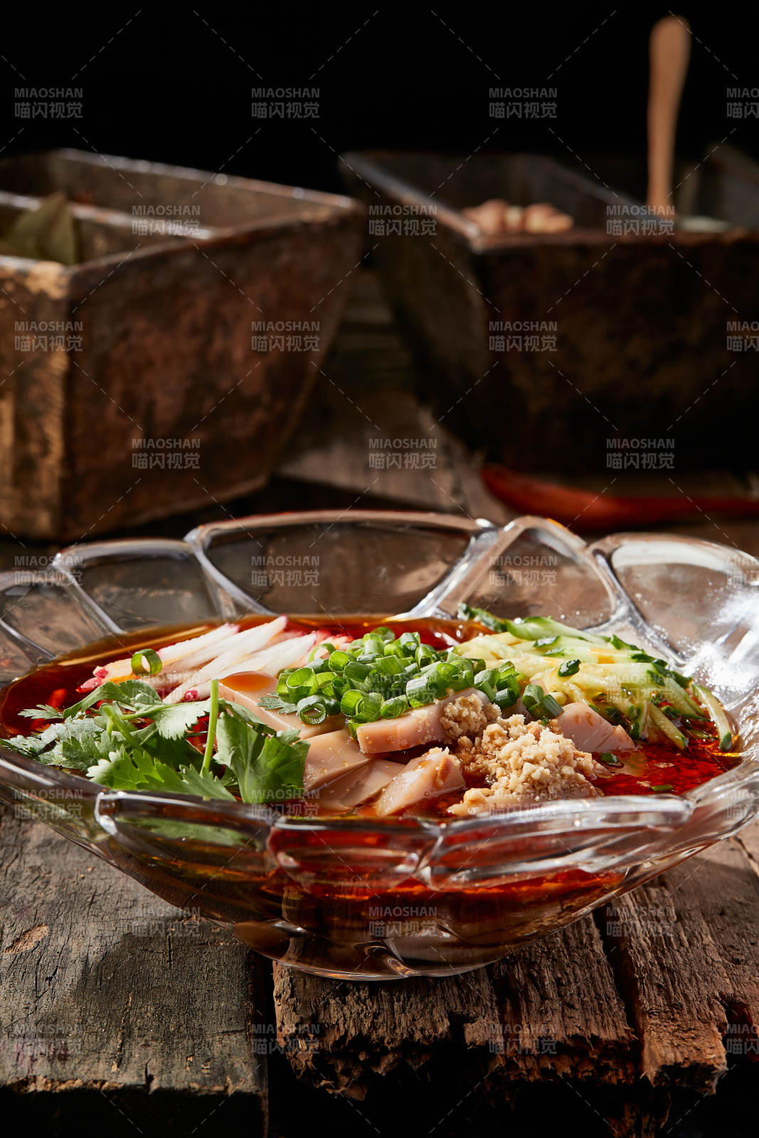 红油大同黑凉粉图片