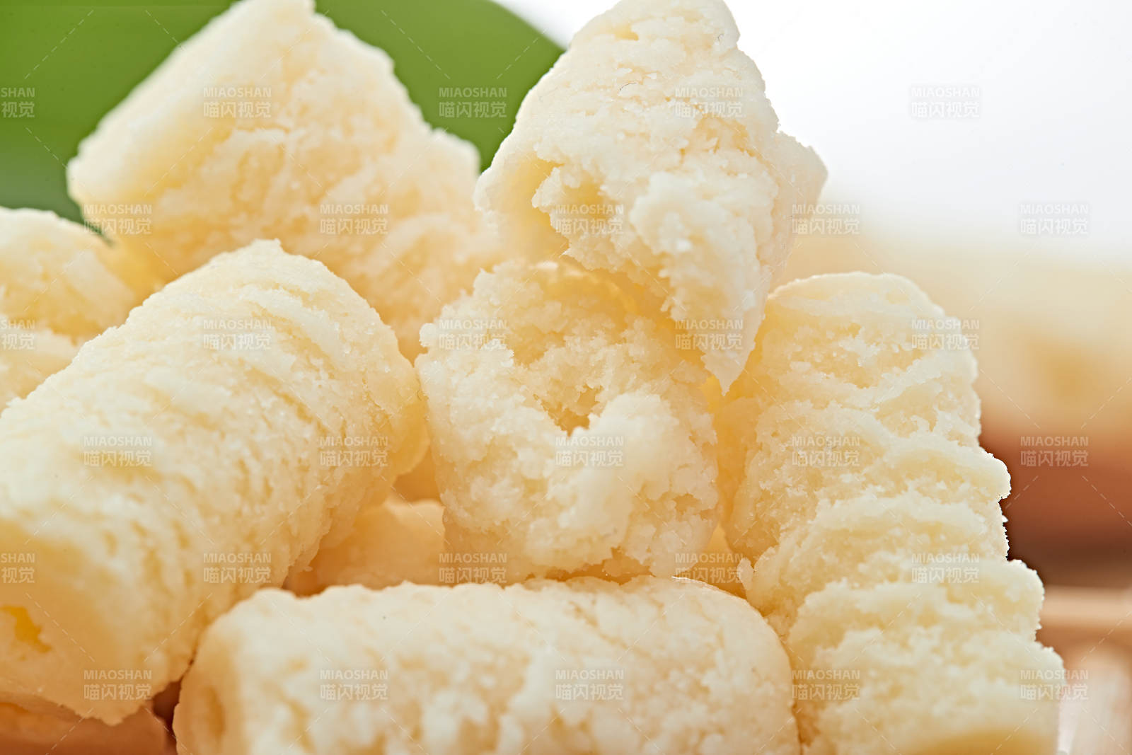 浓香甜美滋味浓郁的蒙族牛奶制品特写图片