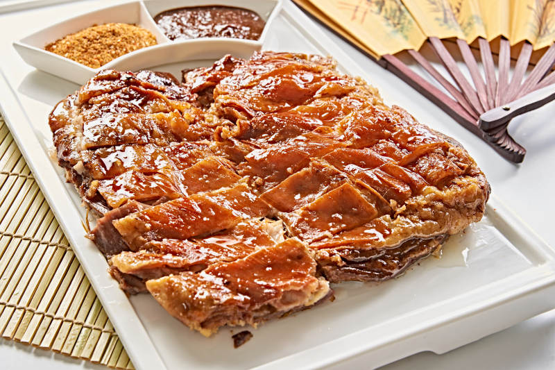 炭烤脆皮羊排图片