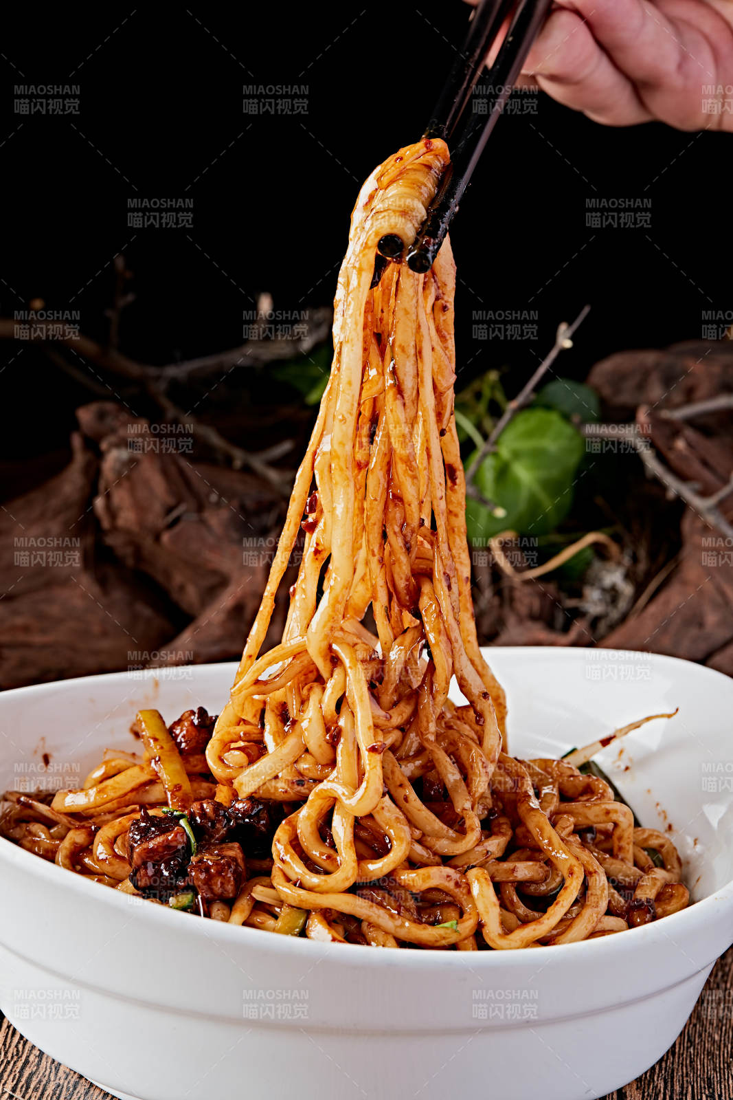 老北京肉丁炸酱面图片