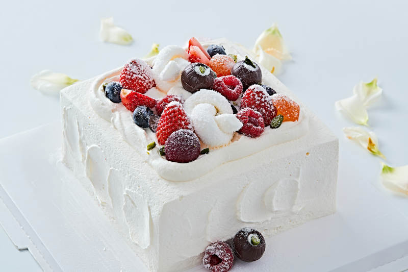 鲜水果奶油多层夹心蛋糕图片