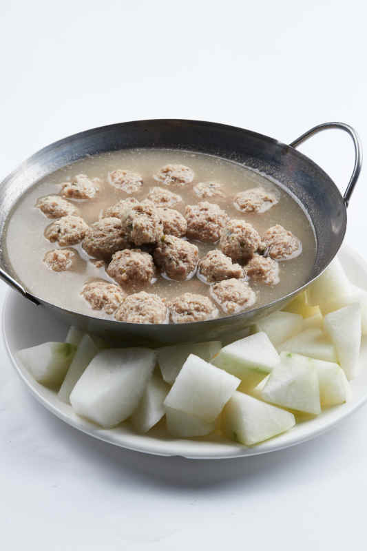 锅仔冬瓜汆丸子图片
