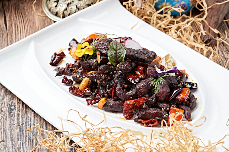 干炸酒鬼和牛粒图片