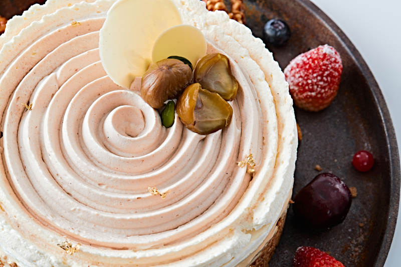 香烤坚果碎烧板栗金箔冰激凌蛋糕图片