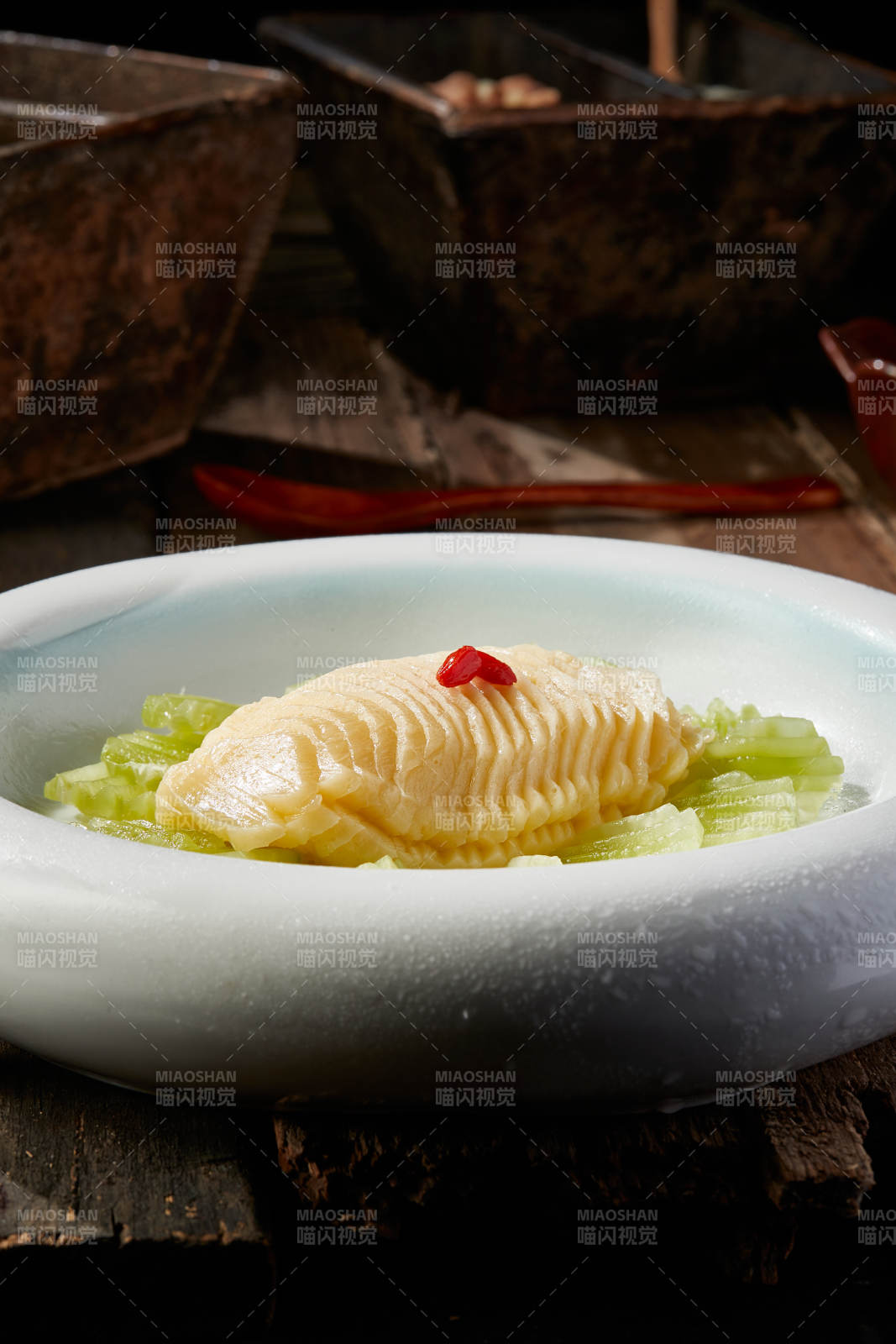 凉拌素鲍鱼图片