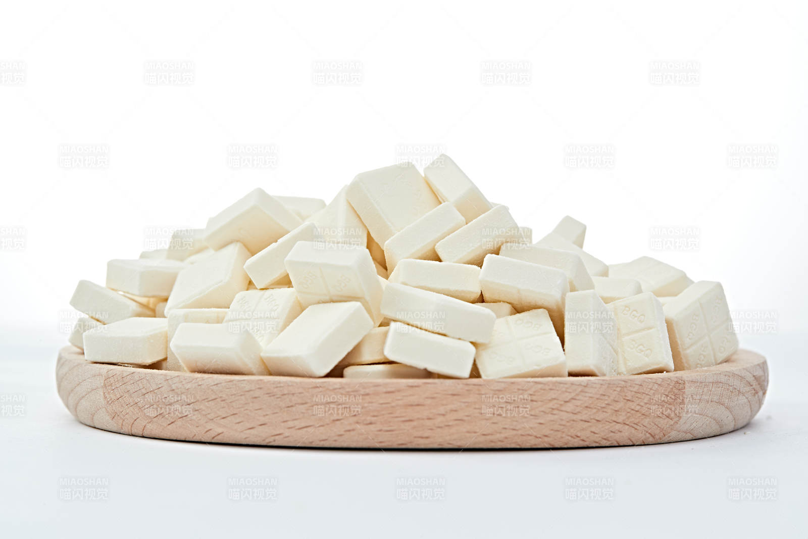 浓香甜美滋味浓郁的蒙族牛奶制品特写图片