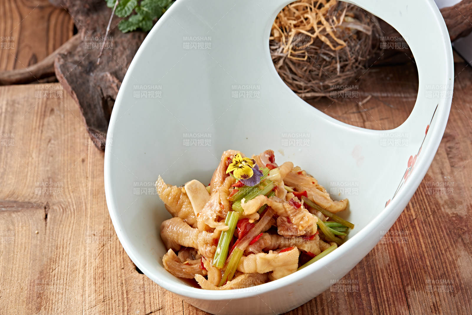 酸辣脱骨鸡爪图片