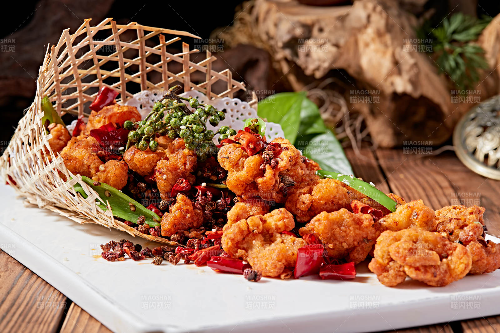 香炸麻辣山鸡块图片