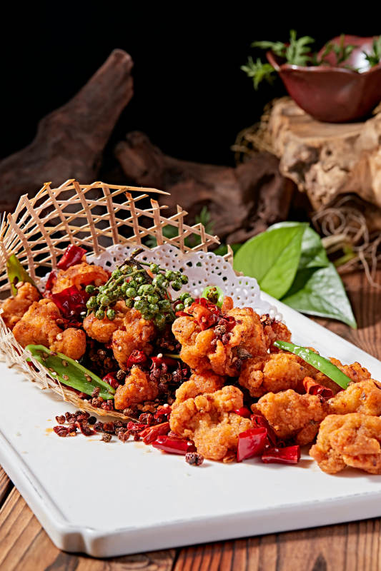 香炸麻辣山鸡块图片