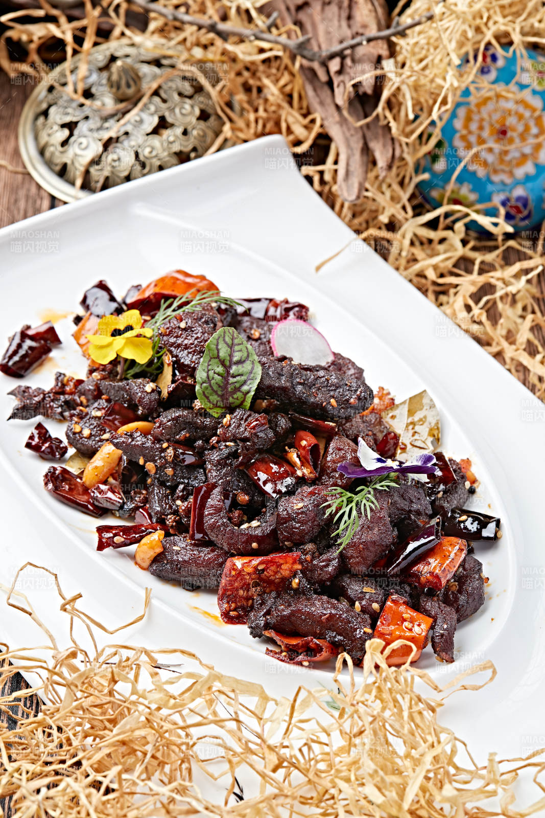 干炸酒鬼和牛粒图片