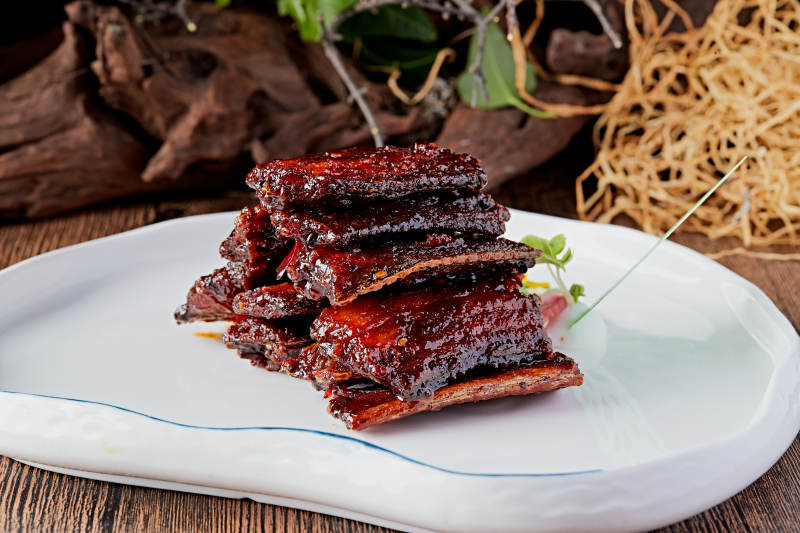 美味烟熏带鱼段图片