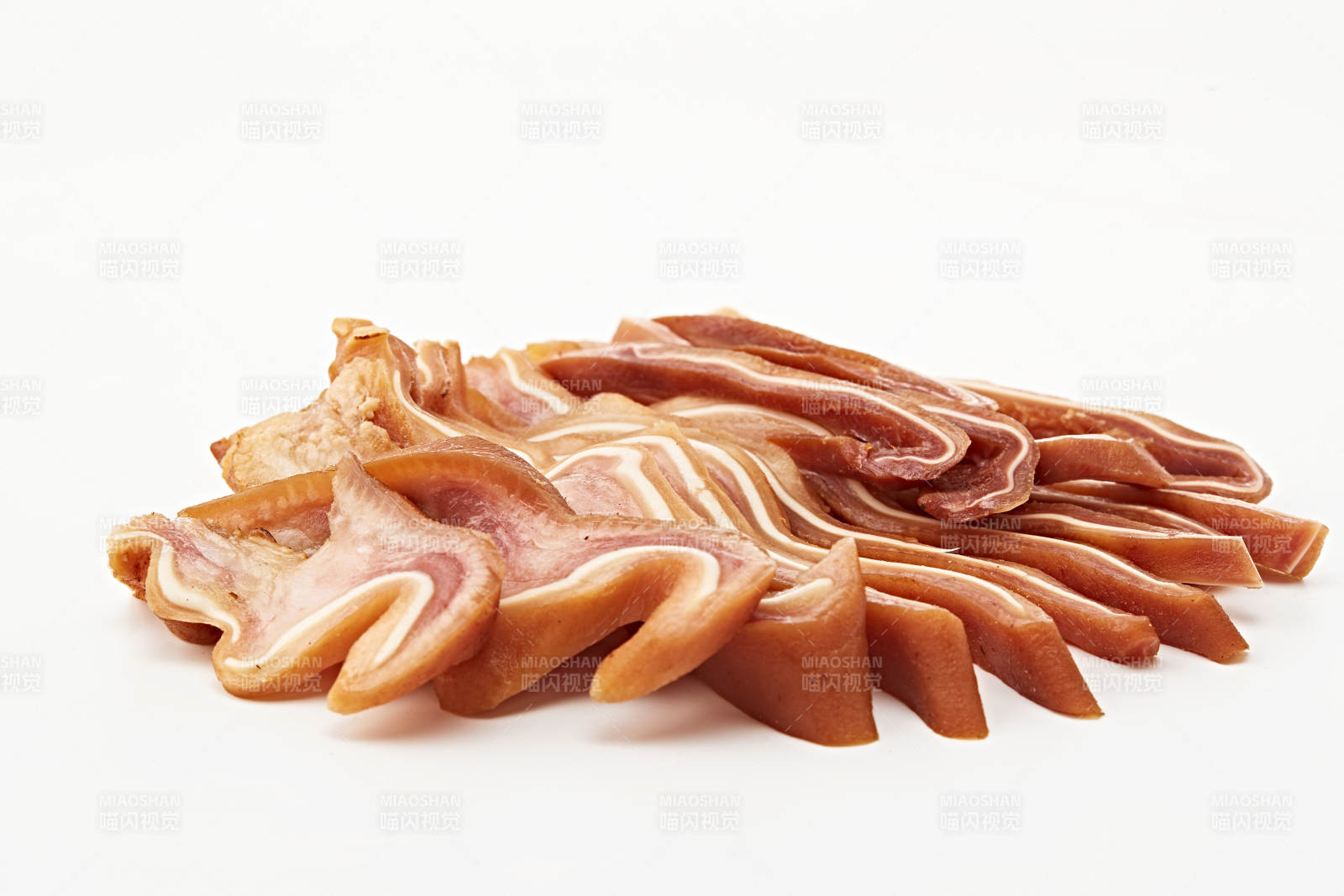 熟食整只熏卤猪耳朵图片