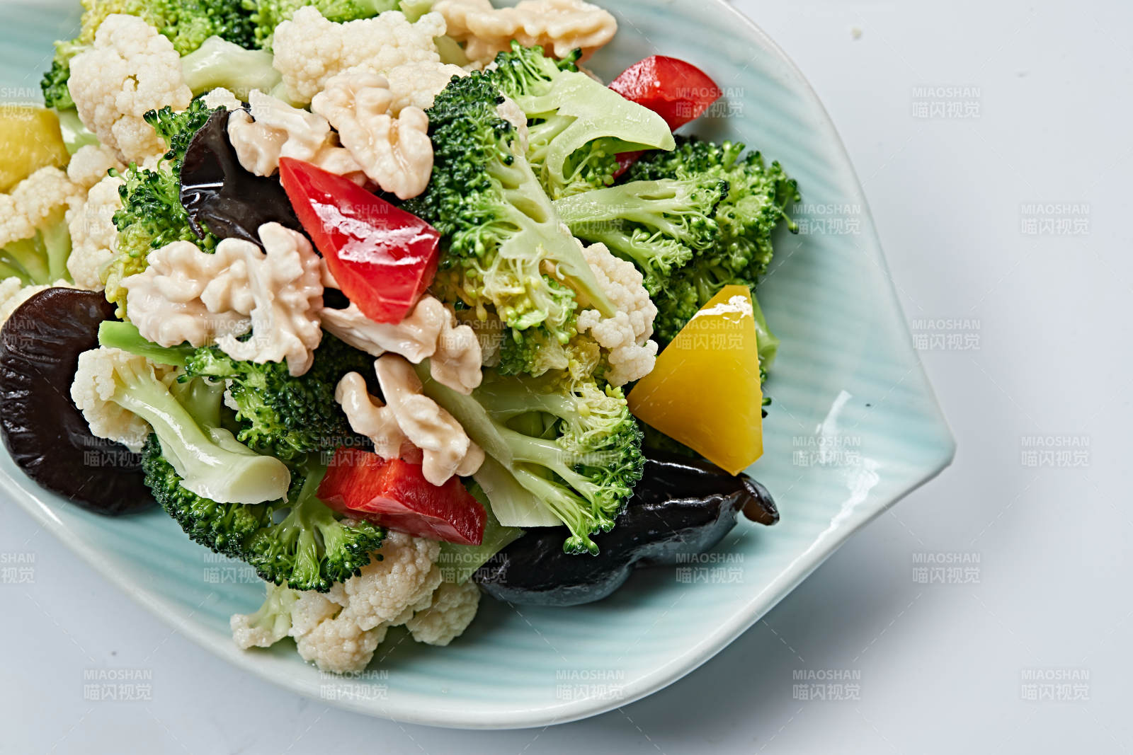 卤汁煮素菜图片