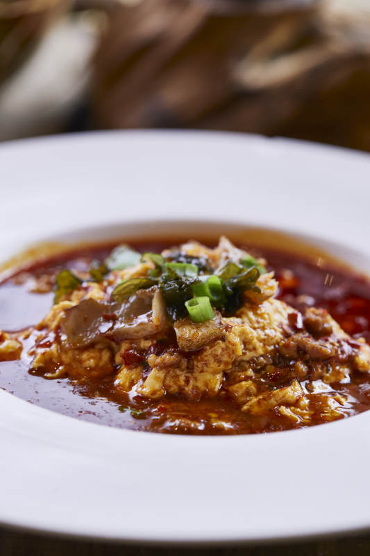 麻辣水煮海参黄金蛋图片