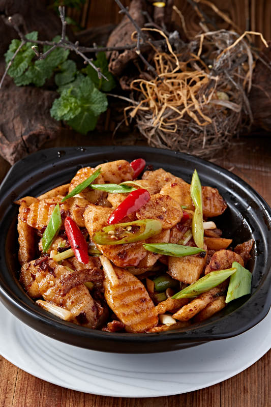 湘味辣椒干锅土豆片图片