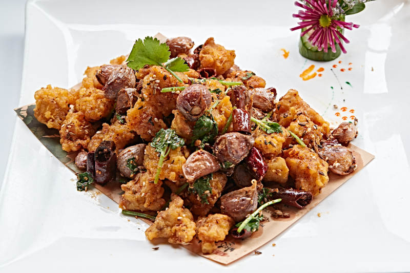 孜然毛蒜烧掌中宝鸡脆骨图片