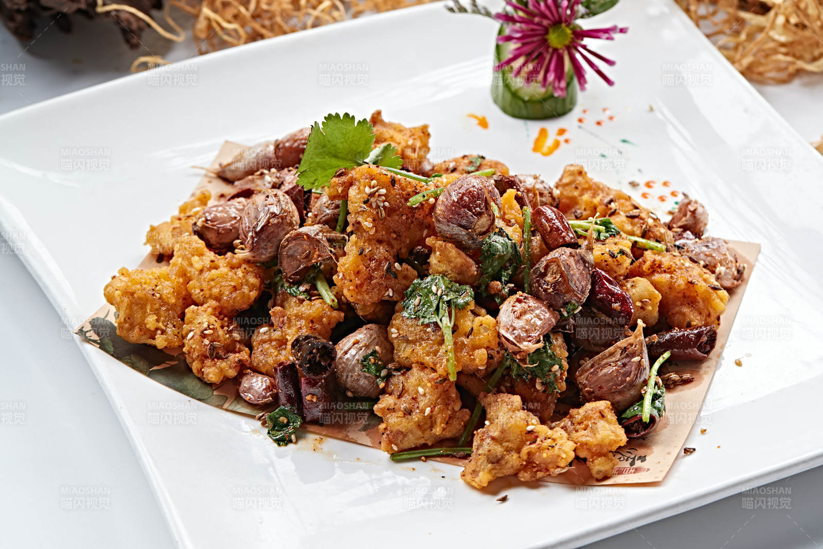 孜然毛蒜烧掌中宝鸡脆骨图片