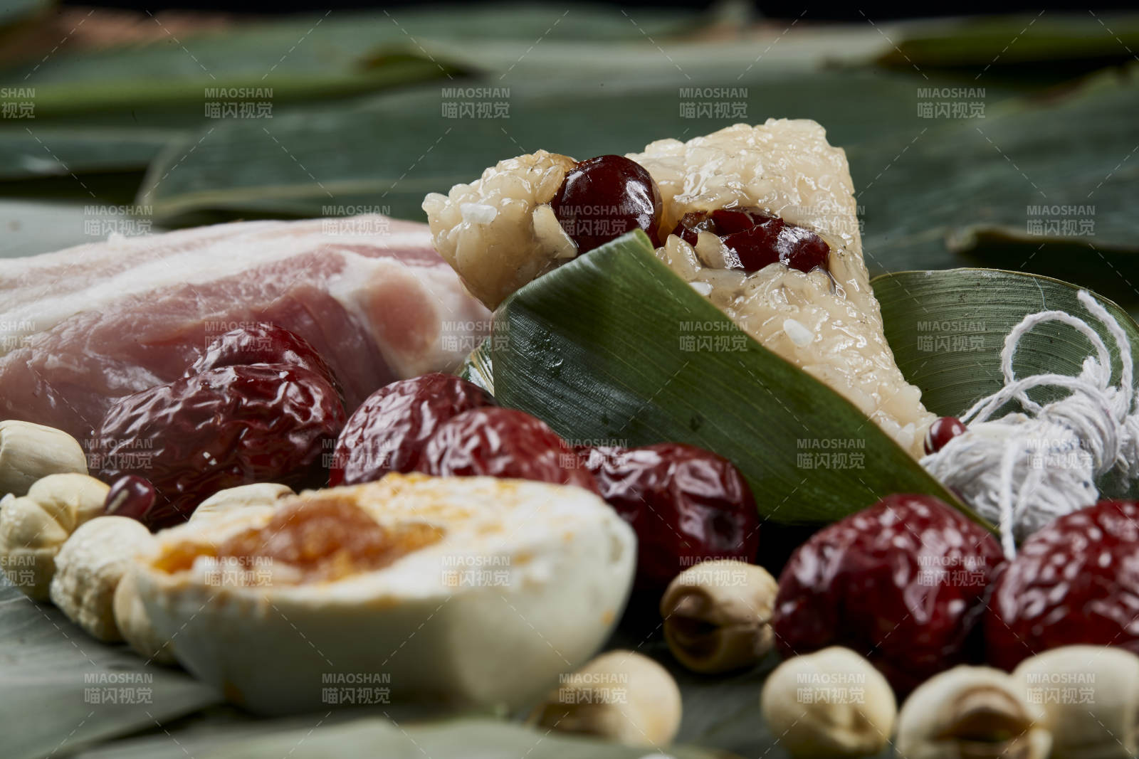 端午节的粽子和原材料图片