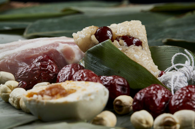 端午节的粽子和原材料图片