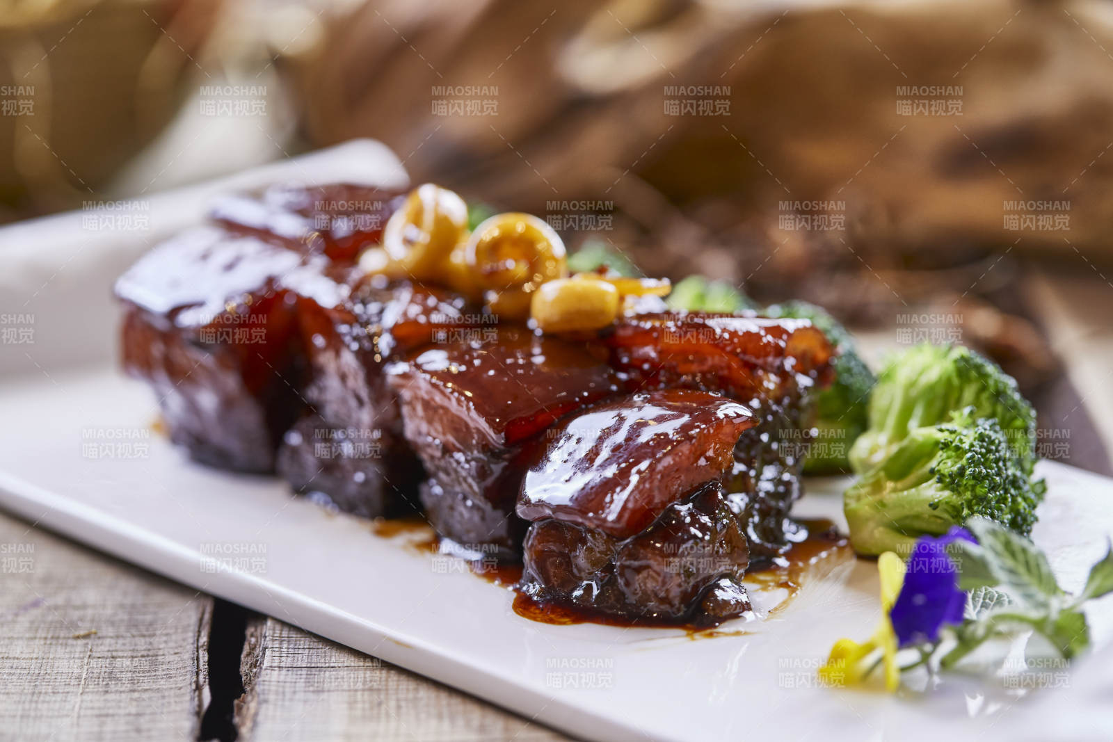 改版收汁东坡肉图片