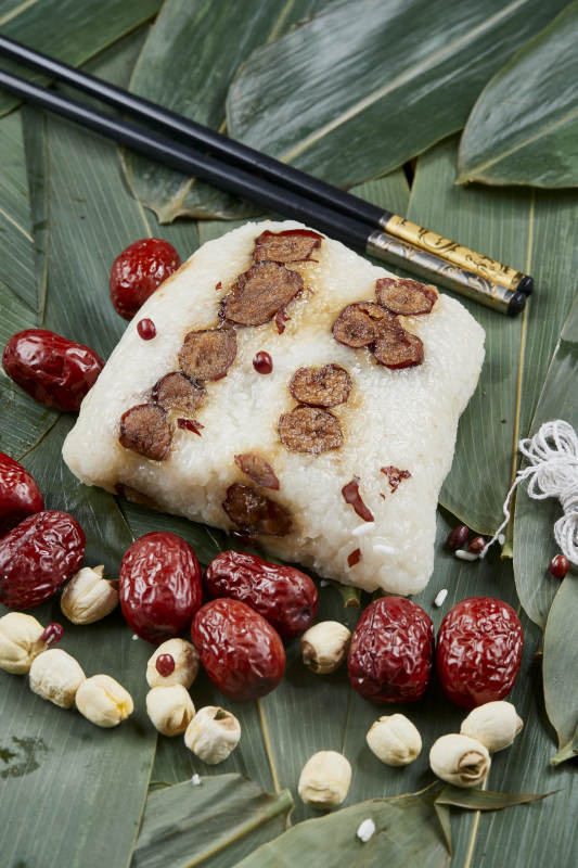 端午节的粽子和原材料图片