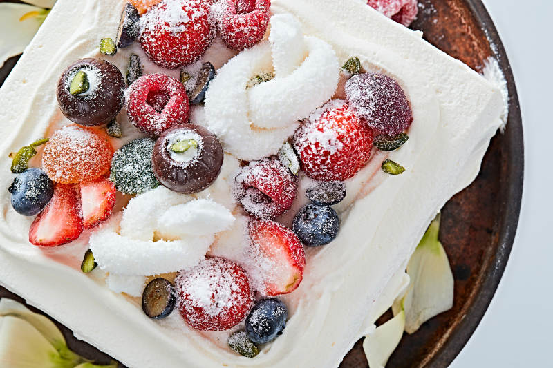 鲜水果奶油多层夹心蛋糕图片